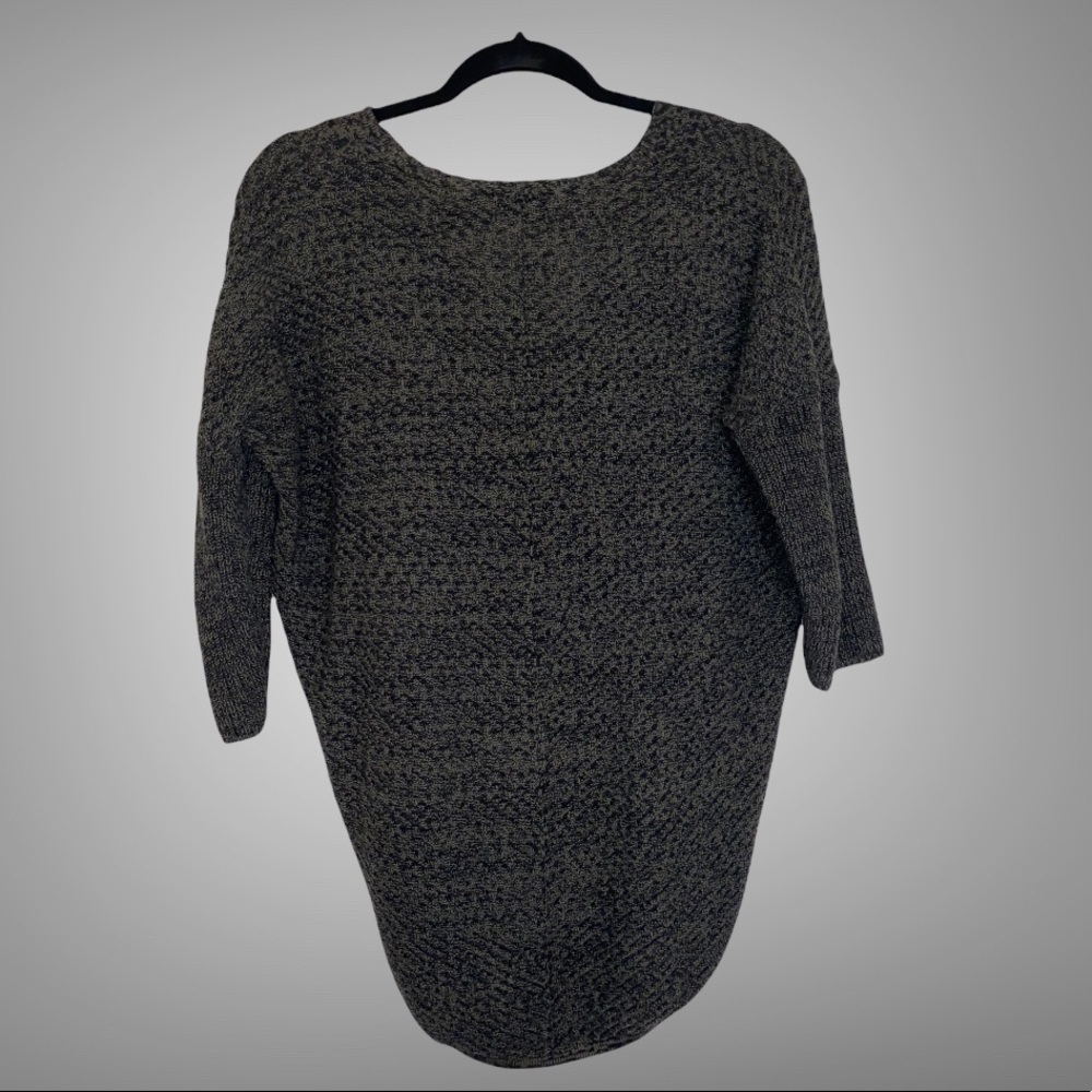 Express Top - Picture 2 of 6